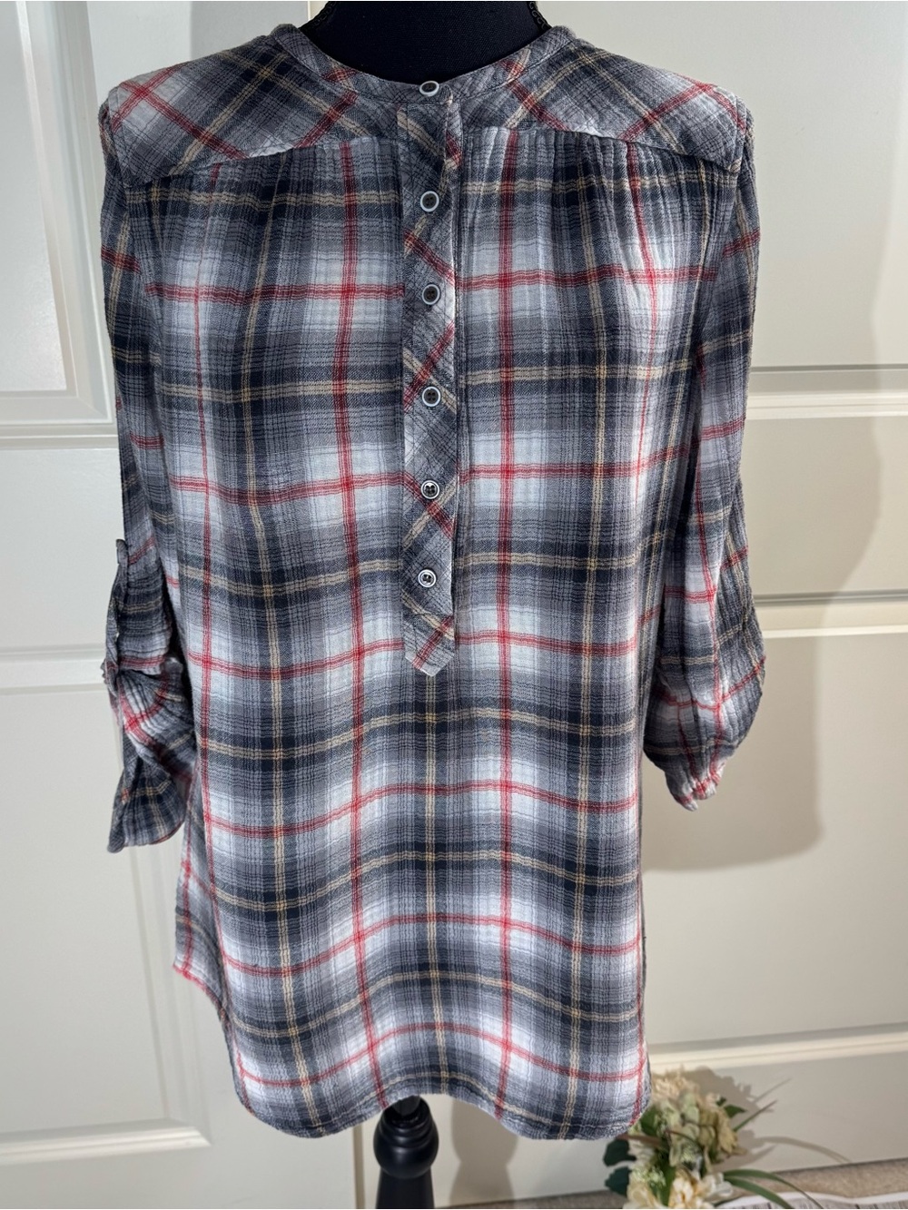 Soft Surroundings Gray, Cream, Beige & Red Plaid Woven Cotton Tunic Shirt Small